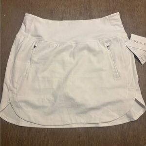 ATHLETA 16" Fairway Golf SKORT White L NWT new